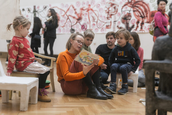 Pohádky ve Spícím městě – doprovodný program k výstavě fragilités. © Galerie Rudolfinum, foto: Libor Galia