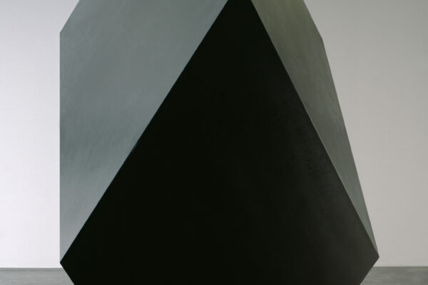 Carsten Nicolai, anti, 2004. PP lightweight structure, sound module, theremin module, transducer, amplifier, light-absorbent black paint, 300 × 255 × 255 cm. Courtesy Galerie EIGEN + ART Leipzig/Berlin