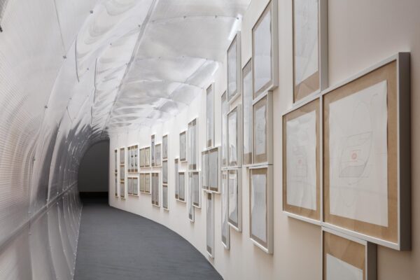 Jiří Příhoda VOID, pohled do instalace. Sál 7, 2019-22, detail, © Galerie Rudolfinum, foto Martin PolákJiří Příhoda VOID, pohled do instalace. Sál 7, 2019-22, detail. © Galerie Rudolfinum, foto: Martin Polák.